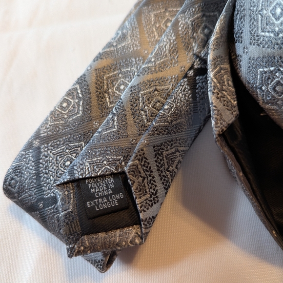 Mens Van Heusen Extra Long Tie BNWT - Picture 5 of 5